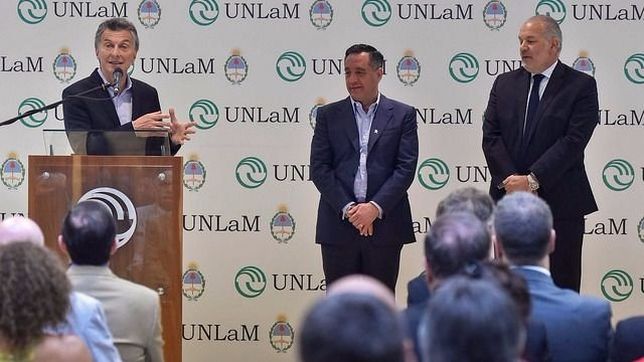 macri se mostro con finocchiaro en la matanza, con magario de publico