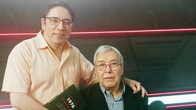 Álvarez con el Tata Yofre, jefe de la SIDE en los albores del primer gobierno de Carlos Menem.