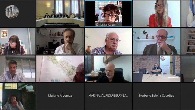 el gobierno acordo con gremios docentes una suba adicional por conectividad