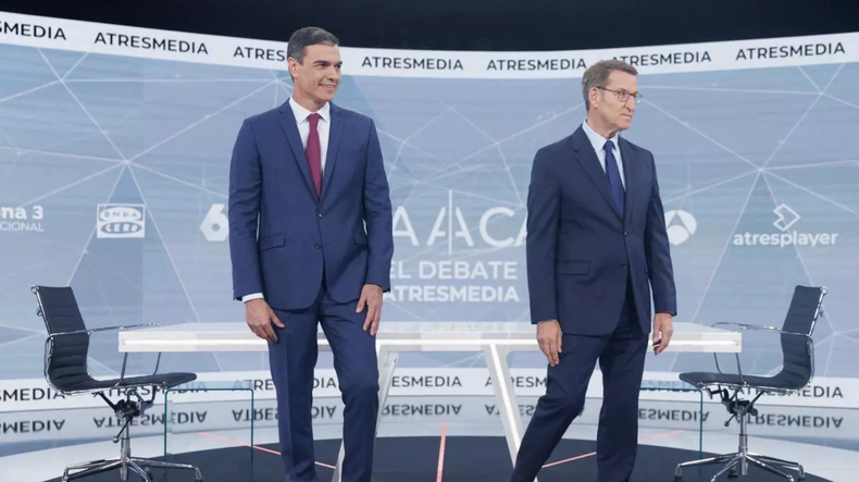 El presidente socialista Pedro Sánchez y su principal rival, Alberto Núñez Feijóo, del Partido Popular.