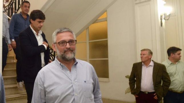 ministro de vidal: ?es llamativo el dia en que la justicia falla por la paritaria docente