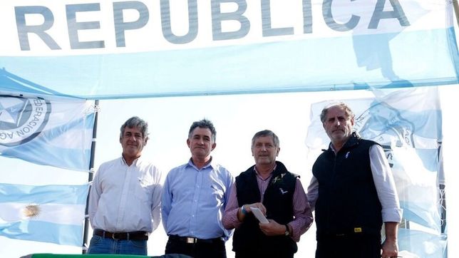 unida en la protesta, la mesa de enlace busca disimular los ruidos internos