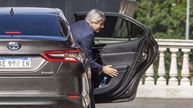 Toto Caputo presiona con el IPC para sostener un relato que ya ni siquiera es tal cosa.