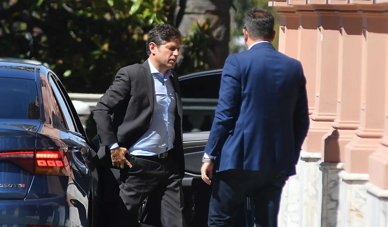 Axel Kicillof llega a la Casa Rosada.