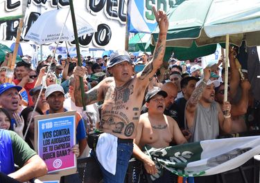 Las mejores fotos de la marcha de la CGT contra la reforma laboral de Milei