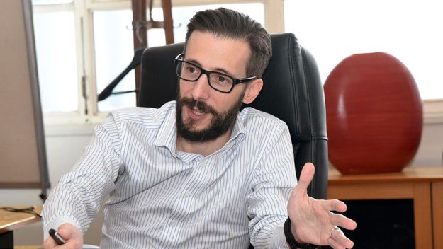 Simone hace las valijas: deja Hábitat ¿y la función pública?