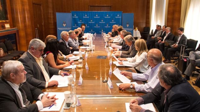 el gobierno buscara ?compartir? con las provincias el costo del prorrateo