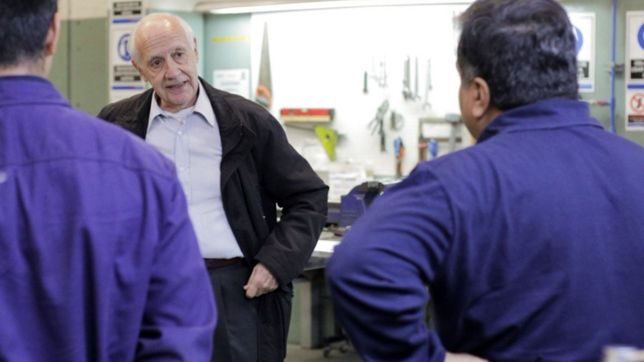 lavagna no se baja y se autodefine como la verdadera tercera via