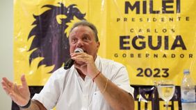 Purga estatal y una bomba, las promesas del candidato de Milei en Neuquén