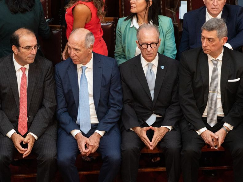 Manuel García-Mansilla, junto a los demás integrantes de la Corte en el 1M.