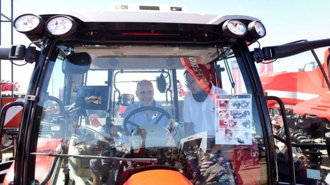 con guinos al campo y latiguillo macrista, larreta se paseo por san nicolas