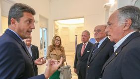 En plena crisis, los industriales se abren a una ronda con la oposición