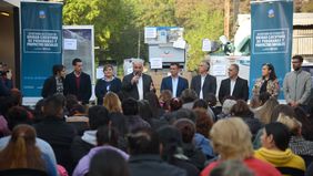 manzur moviliza a sus coroneles para el relanzamiento de massa en tucuman