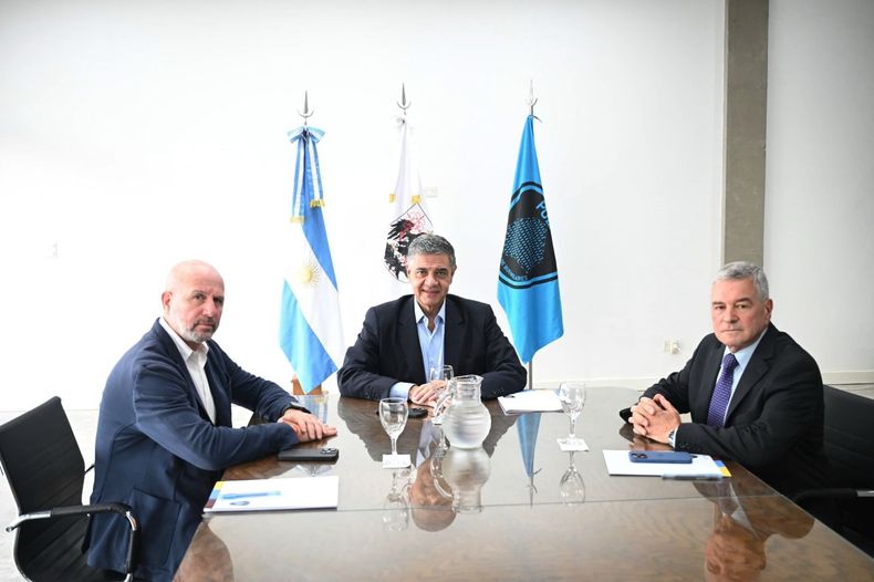Wolff, Jorge Macri y Horacio Giménez.