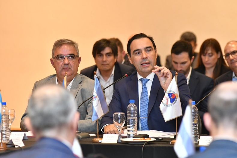 La estrategia de Gustavo Valdés para dejarle de comprar energía a Cammesa