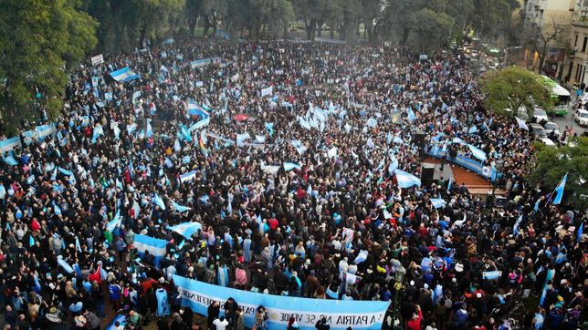 cfk tildo de fracasada a bullrich y advirtio: la gente no come policias ni presos politicos