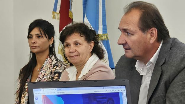 Sara Majorel y Pedro Dellarossa, en guerra abierta por el sello PRO