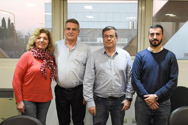 Mart&iacute;nez con Agust&iacute;n Rossi, su jefe pol&iacute;tico.
