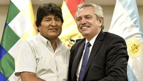 Evo Morales agradeció la propuesta de Fernández, pero seguirá en México
