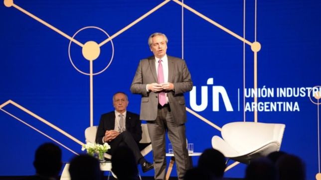 fernandez, ante la uia: algo van a tener que dar y algo tendran que resignar