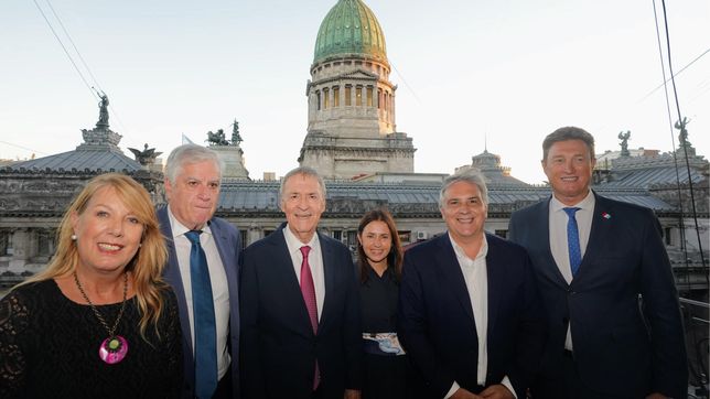 Martín Llaryora y la bancada cordobesista en la Cámara de Diputados
