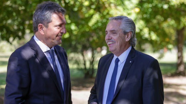 dolar en llamas y tension politica: fernandez y massa se mostraron juntos en olivos