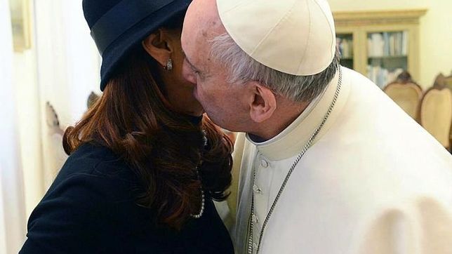 cfk y bergoglio: sensacion de cercania