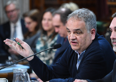 Fernando Salino, senador de Convicción Federal, el nuevo bloque de Unión por la Patria. 