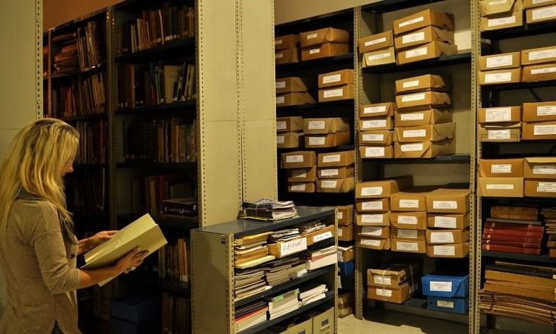 biblioteca