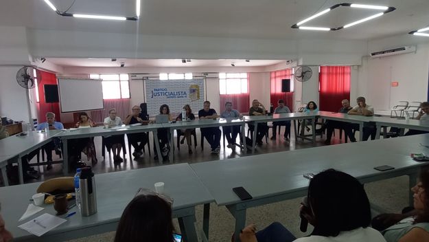 Imagen de la última reunión del Consejo Ejecutivo del peronismo de Santa Fe.