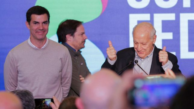 lavagna quiere hacer lena de macri y se promociona como segunda fuerza