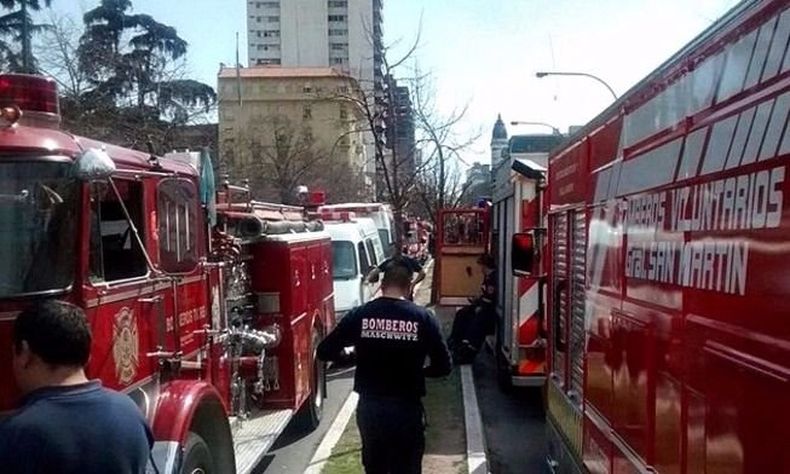 bomberosss.jpg
