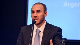 Guzmán advirtió que vienen meses de alta tensión en los precios