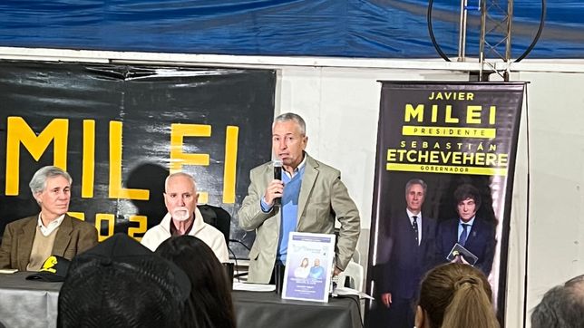 Carlos Damasco, en tiempos de campaña, cuando militaba para Javier Milei.&nbsp;