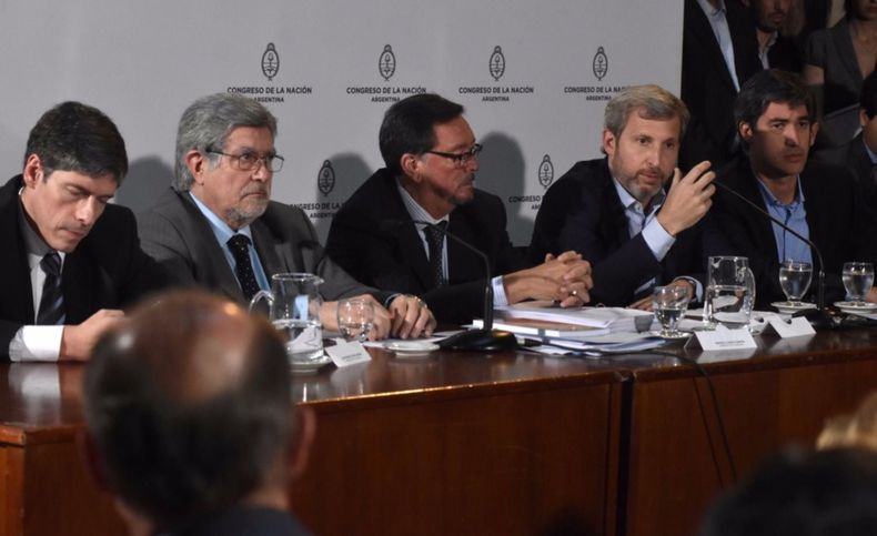 Frigerio Guastavino Fuentes} Abal Medina Senado Reforma electoral