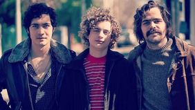 Consumos culturales: más cable e internet, menos cine y diarios de papel