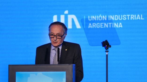 Para la UIA, el riesgo país muestra que los inversores no creen en el país