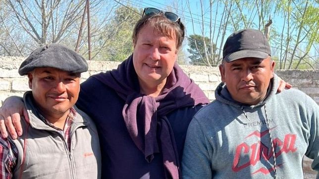 weretilneck acelera su candidatura y le vacia la lapicera a carreras