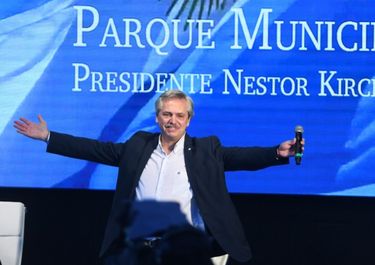 Guiños a Trump y distancia de Maduro, la avenida del medio del post kirchnerismo