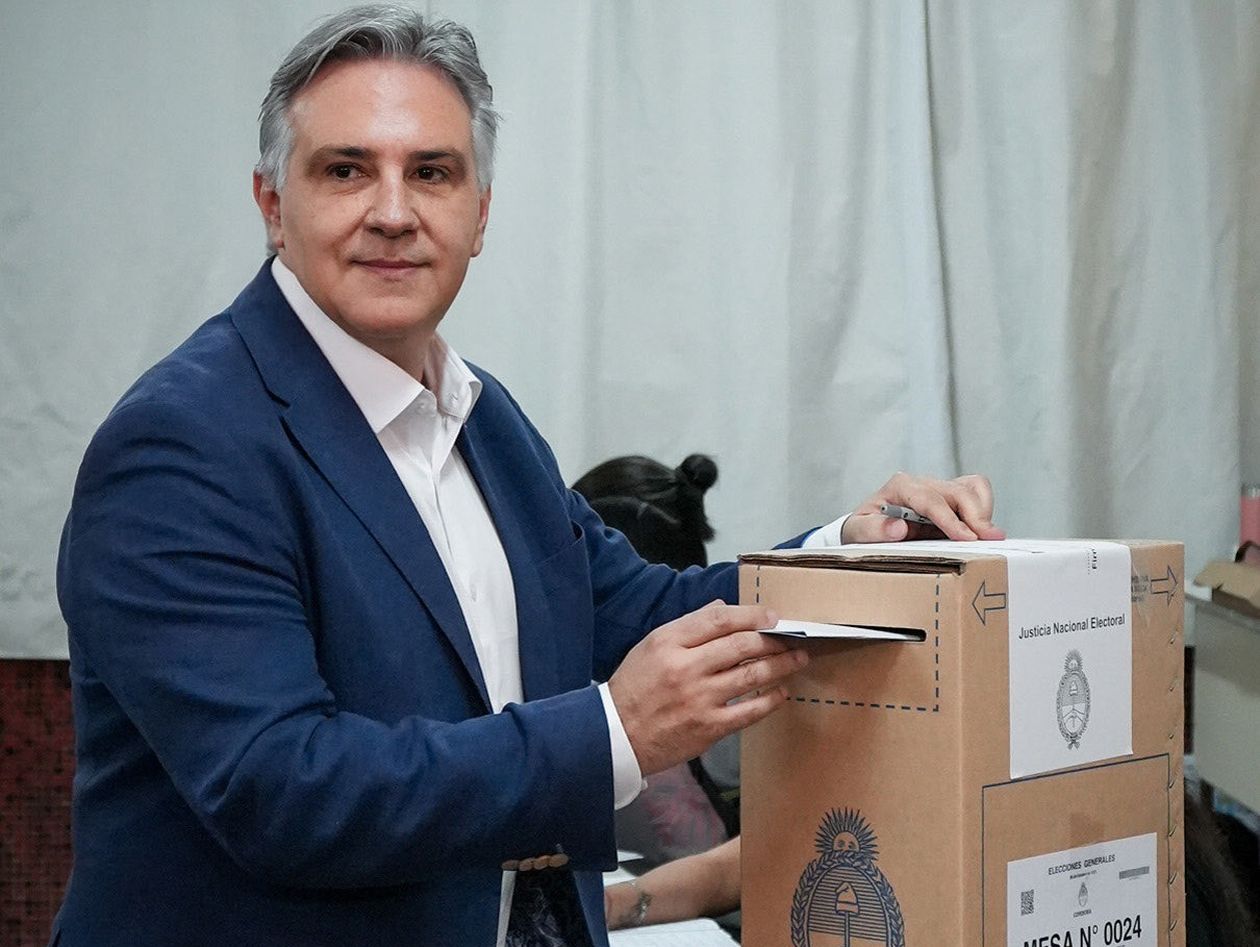 Votó Martín Llaryora: “Con una banca más, festejamos”